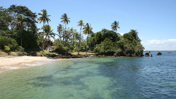 bay of camamu island